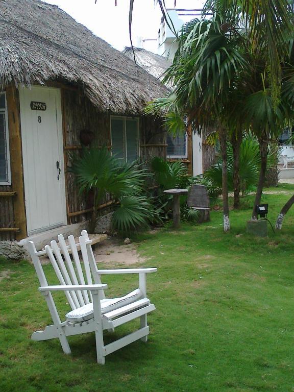 Las Cabanas Del Doctor Mahahual Luaran gambar