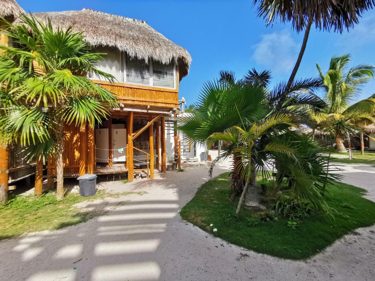 Las Cabanas Del Doctor Mahahual Luaran gambar
