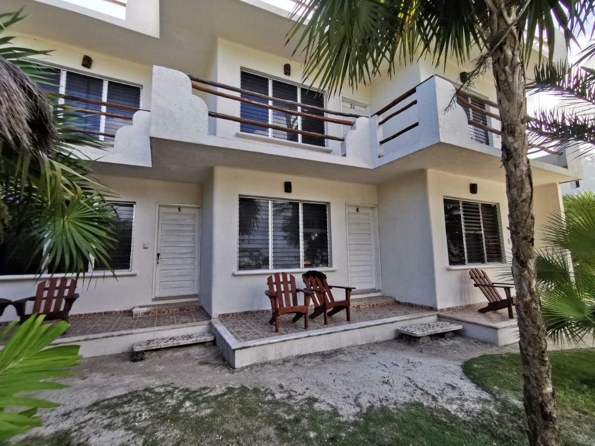 Las Cabanas Del Doctor Mahahual Luaran gambar