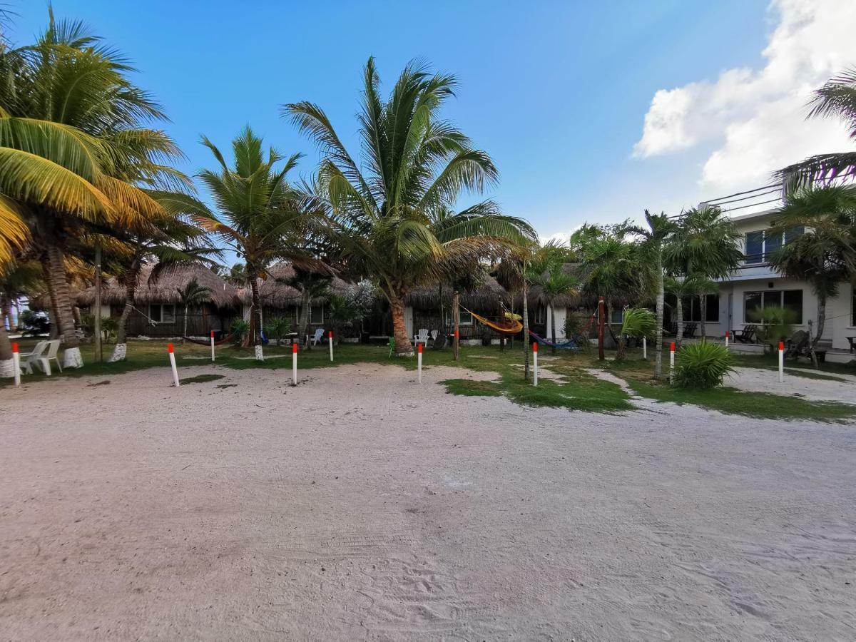 Las Cabanas Del Doctor Mahahual Luaran gambar