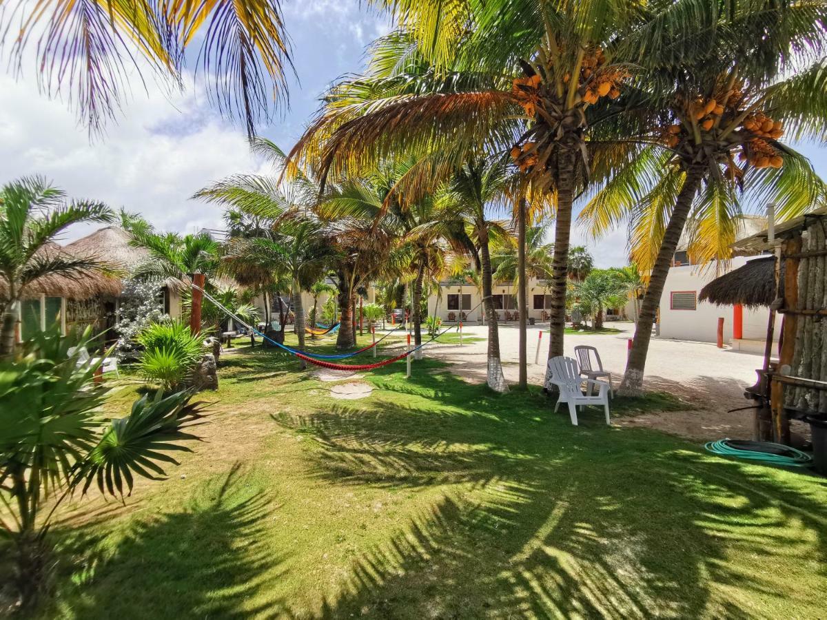 Las Cabanas Del Doctor Mahahual Luaran gambar