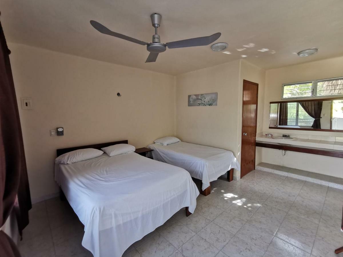 Las Cabanas Del Doctor Mahahual Luaran gambar