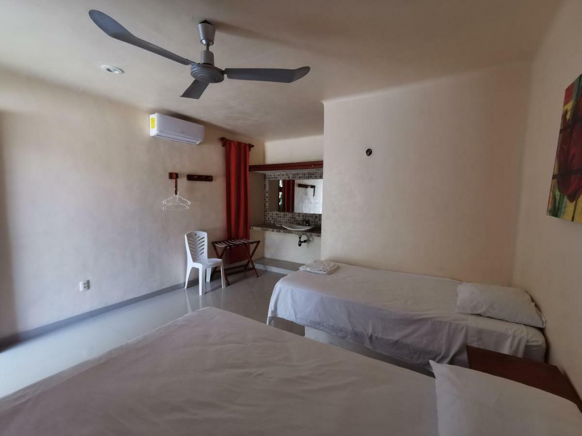 Las Cabanas Del Doctor Mahahual Luaran gambar